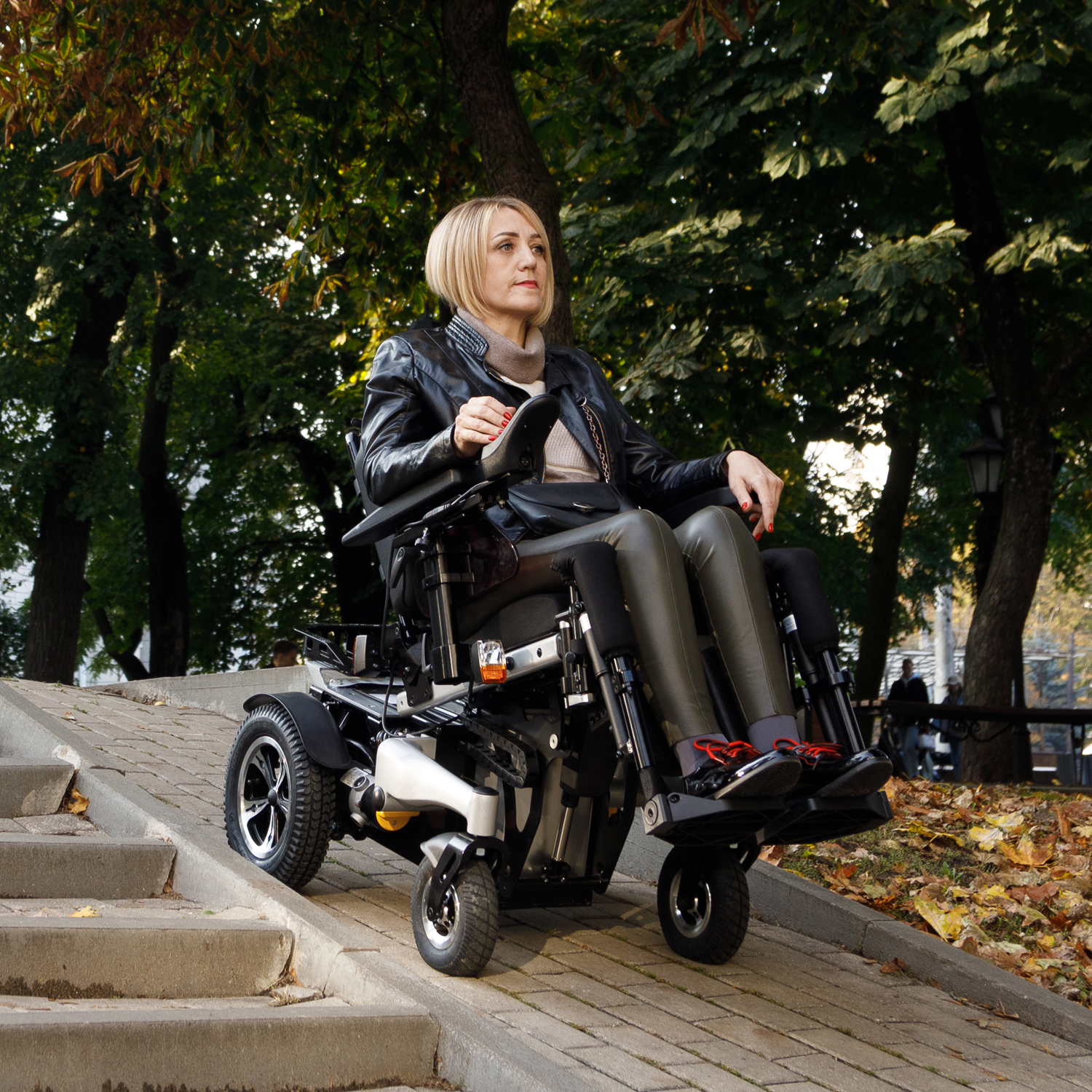 Кресло-коляска инвалидная ORTONICA Pulse 770 с электроприводом до 165кг - 8